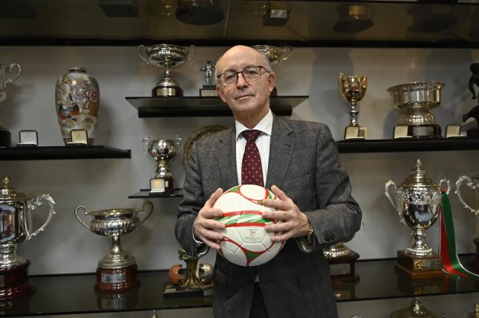 Javier Landeta, presidente de la Federación Vasca de Fútbol.