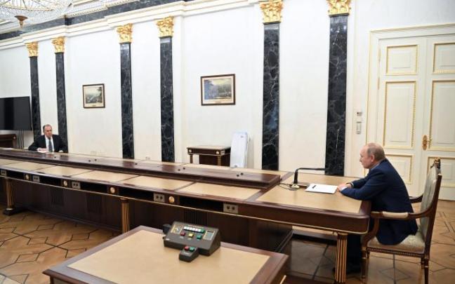 Lavrov y Putin durante su reunión. Lavrov y Putin durante su reunión.