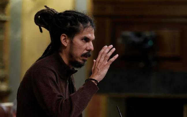 Alberto Rodríguez en una de sus intervenciones en el Congreso como diputado de Podemos Alberto Rodríguez en una de sus intervenciones en el Congreso como diputado de Podemos