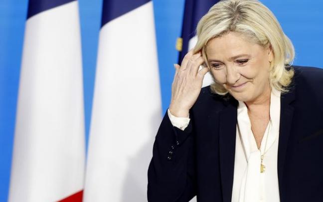 Le Pen llama a sus votantes a convertir a su partido en "la oposición a Macron" de cara a las elecciones legislativas de junio Le Pen llama a sus votantes a convertir a su partido en "la oposición a Macron" de cara a las elecciones legislativas de junio