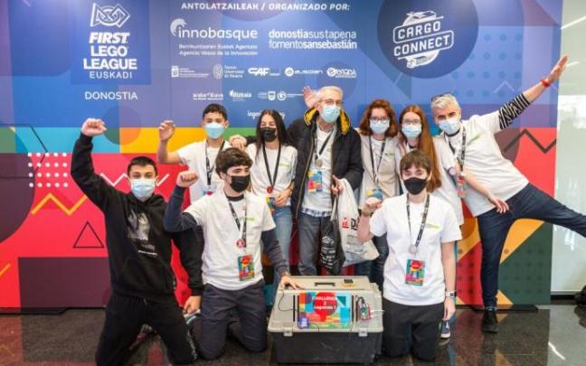 El equipo ganador de Urkide.