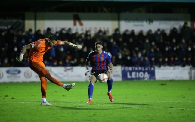 El Leioa, de Tercera RFEF, no pudo con el Elche, de Primera División