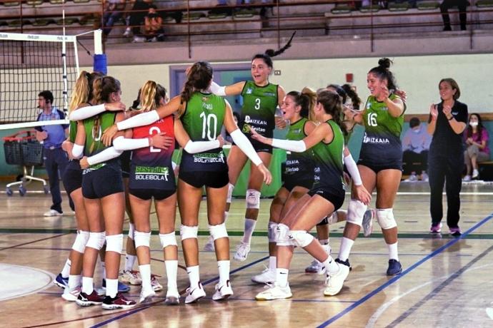 Las jugadoras sestaoarras, en plena celebración.