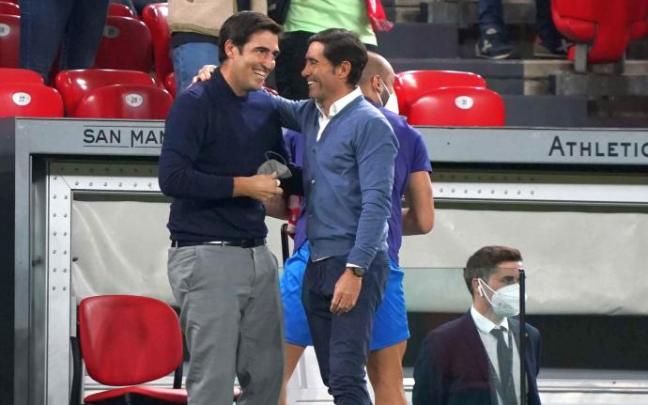 Iraola, positivo por covid, saluda a Marcelino. Iraola, positivo por covid, saluda a Marcelino.
