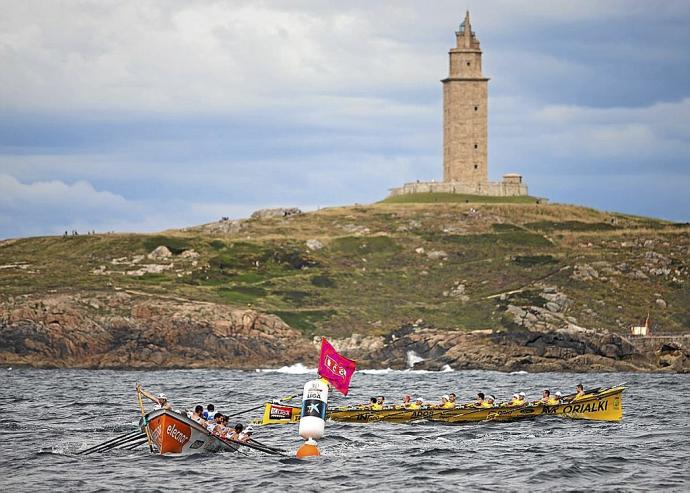 Una imagen de la regata del pasado fin de semana, en aguas de A Coruña. Foto: Eusko Label