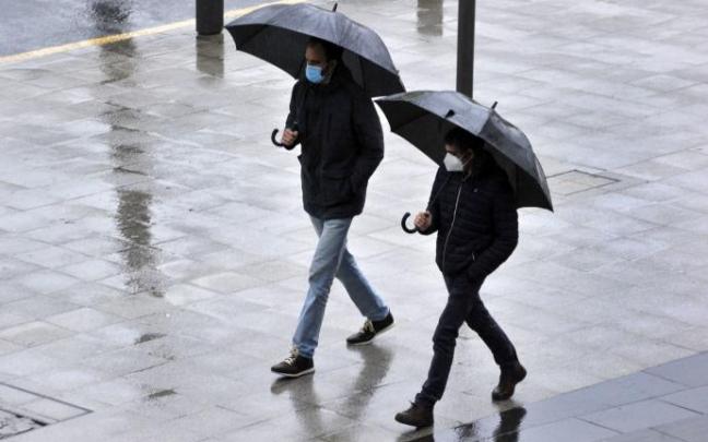 Los chubascos predominarán estos días.