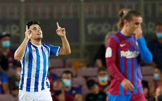 Julen Lobete celebra el gol que le metió al Barça en el Camp Nou