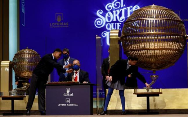 El 72119, agraciado con el segundo premio del Sorteo de Navidad El 72119, agraciado con el segundo premio del Sorteo de Navidad