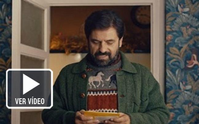 Anuncio de Lotería de Navidad 2021 – "Cadena de décimos?