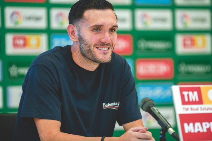 Lucas Pérez, en su presentación con el Elche