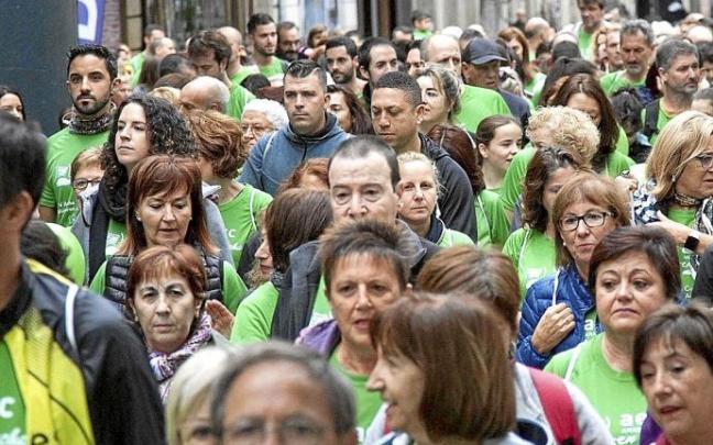 Marcha contra el cáncer en Vitoria en el año 2019. Foto: Josu Chavarri Marcha contra el cáncer en Vitoria en el año 2019. Foto: Josu Chavarri