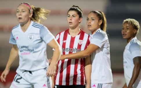 Lucía García, en un partido ante el Madrid CFF. Lucía García, en un partido ante el Madrid CFF.