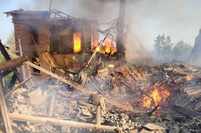 La escuela atacada en Belogorovka, Lugansk.