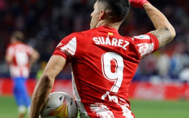 Luis Suárez celebra uno de los once goles que ha conseguido esta temporada.