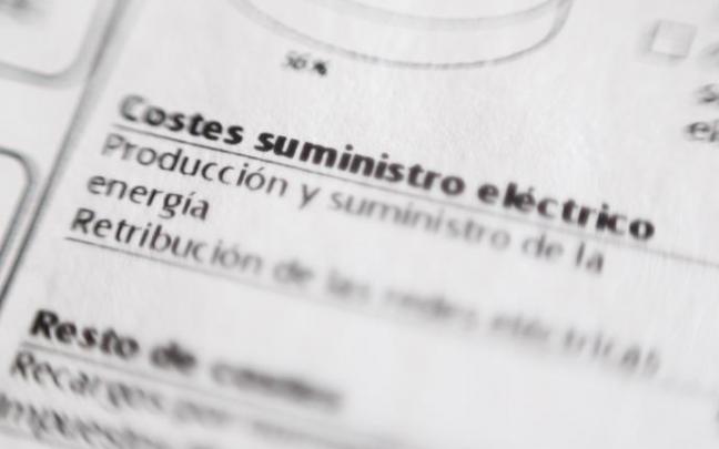 Facturas de gas y luz.