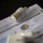 El precio medio de la luz acumula cuatro días consecutivos de bajada