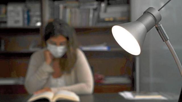 El precio medio de la electricidad en el mercado mayorista caerá este miércoles un 22,6%.