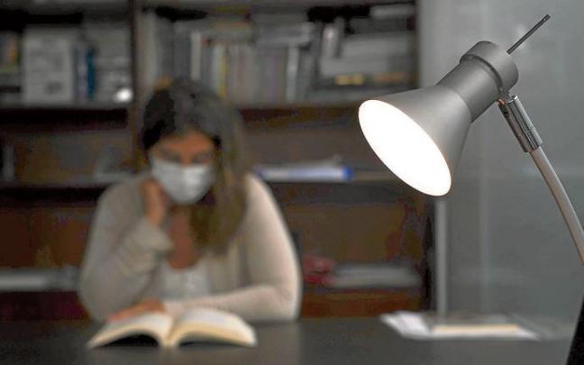 El precio medio de la electricidad en el mercado mayorista caerá este miércoles un 22,6%.