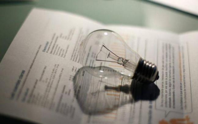El precio de la luz baja por segunda vez en una semana El precio de la luz baja por segunda vez en una semana