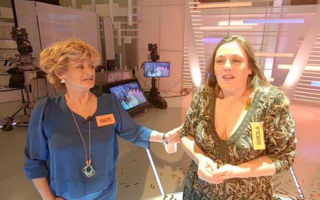 Maite y Sheila, madre e hija, tras ganar el bote.