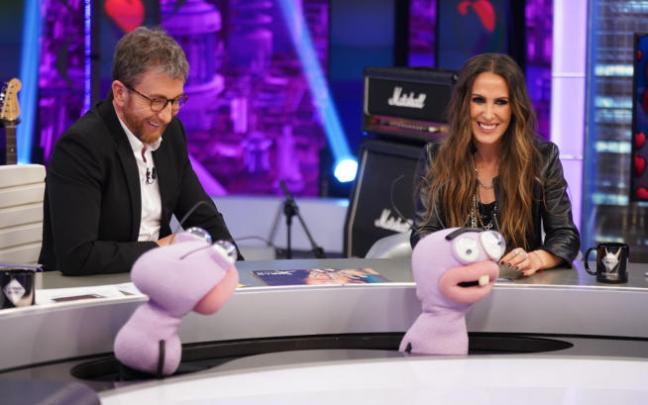 Malú, con Pablo Motos durante su entrevista en el programa de Antena 3 'El Hormiguero'. Malú, con Pablo Motos durante su entrevista en el programa de Antena 3 'El Hormiguero'.