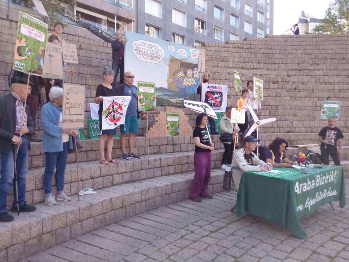 Llamamiento a la manifestación.