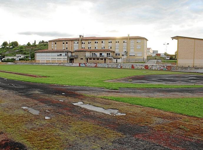 Foto de archivo del edificio de la residencia que se transformará en instituto. Foto: M.Z.E