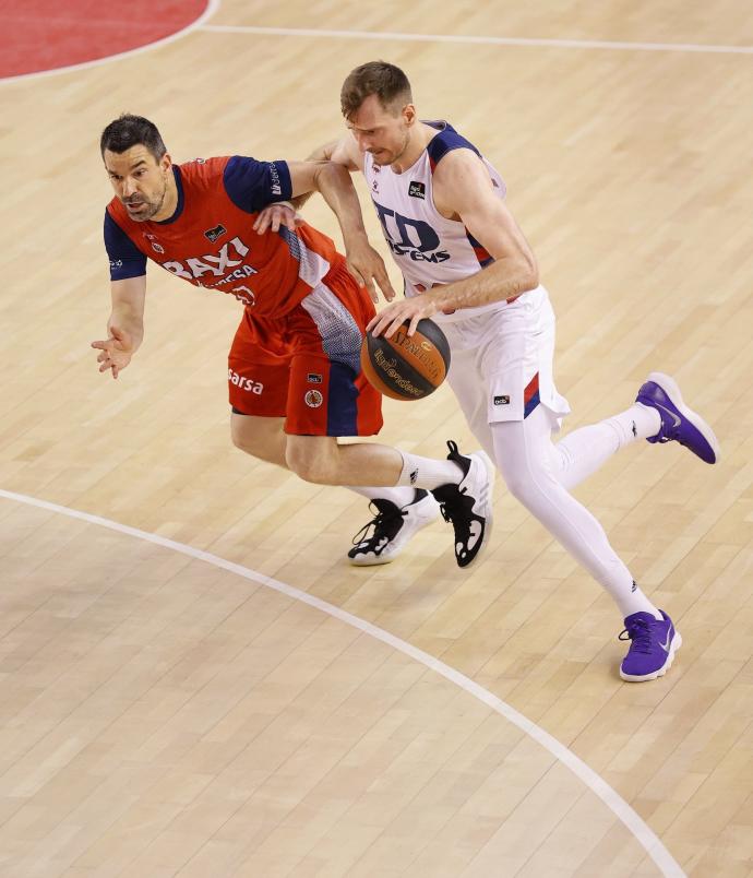 Rafa Martínez defiende a Zoran Dragic