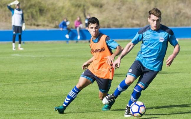 Manu García Alonso, junto a Ibai Gómez