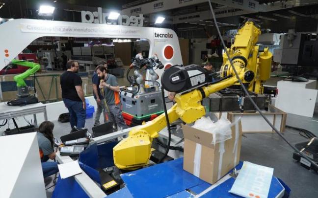 Eustat ha presentado los datos del sector coincidiendo con el inicio de la Bienal de la Máquina Herramienta. Eustat ha presentado los datos del sector coincidiendo con el inicio de la Bienal de la Máquina Herramienta.