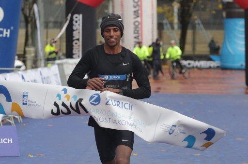 El etíope Derseh gana a los favoritos en el maratón de Donostia