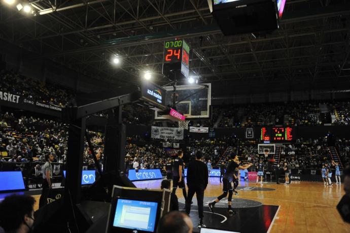 Calentamiento del Surne Bilbao Basket-Río Breogán.