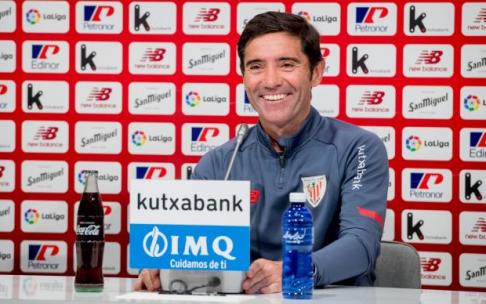 Marcelino durante la rueda de prensa.