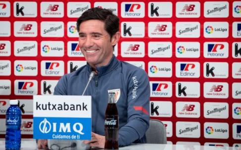 Marcelino durante la rueda de prensa.