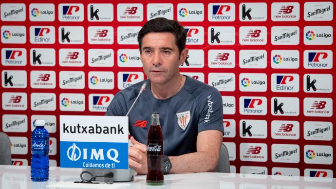 Marcelino durante la rueda de prensa.