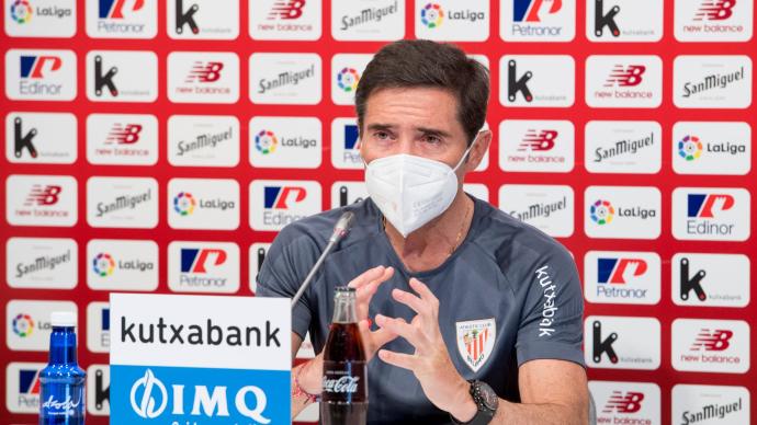 Marcelino durante la rueda de prensa.