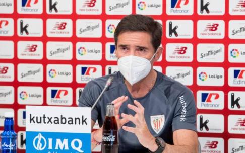 Marcelino durante la rueda de prensa.