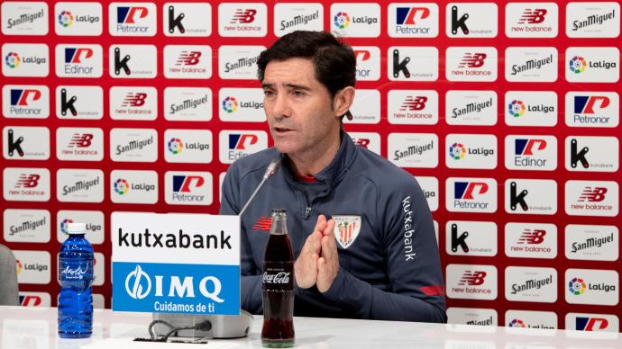 Marcelino durante la rueda de prensa.