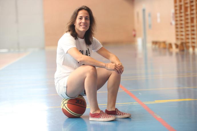 María Asurmendi, este jueves en el polideportivo de Larraona.