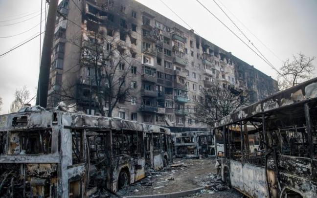 El 90 % del parqué de viviendas de Mariúpol ha resultado afectado por los bombardeos El 90 % del parqué de viviendas de Mariúpol ha resultado afectado por los bombardeos