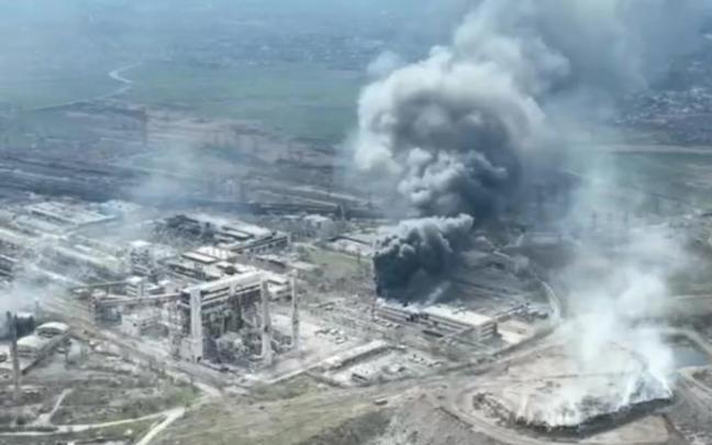 Vista aérea de la planta de Azovstal, fortaleza de la resistencia ucraniana.