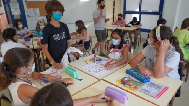 Las mascarilla es obligatoria en las aulas para todos los estudiantes de primaria y secundaria desde el inicio del pasado curso