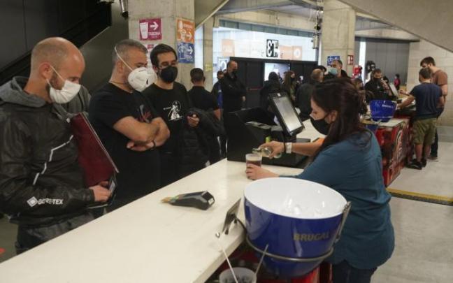 La mascarilla seguirá siendo necesaria en hospitales, residencias y medios de transporte La mascarilla seguirá siendo necesaria en hospitales, residencias y medios de transporte