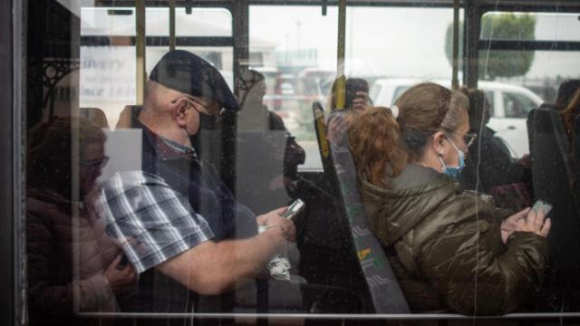 No habrá excepciones a la obligatoriedad de la mascarilla en el transporte público