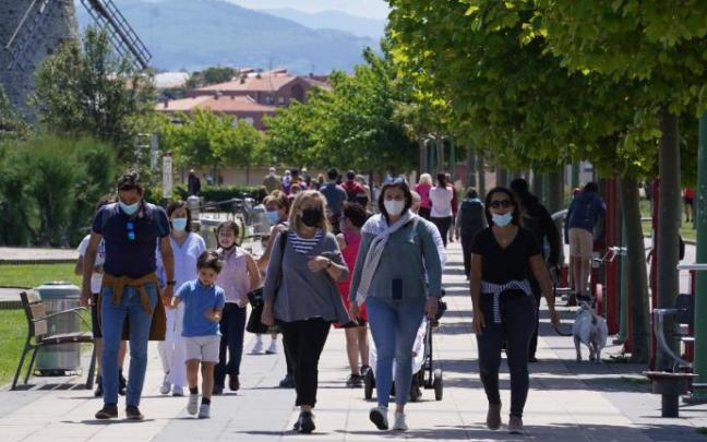 Cinco municipios continúan en la zona roja por coronavirus en Bizkaia
