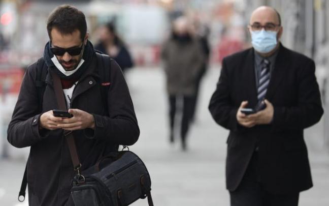El uso de las mascarillas en el exterior dejará de ser obligatorio a partir del jueves.