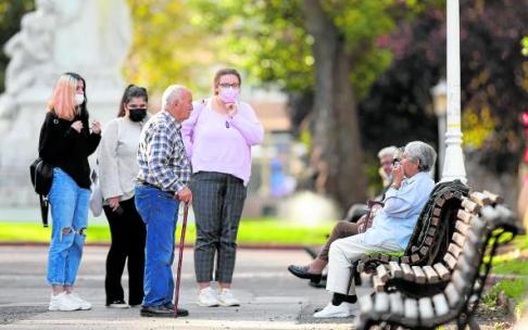Una de cada tres personas de Bilbao tiene más de 60 años y el 8% más de 80 años, conseguir que sea una ciudad amigable e inclusiva es un reto municipal.
