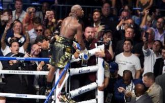 Floyd Mayweather vuelve hoy a un cuadrilátero a los 44 años. Floyd Mayweather vuelve hoy a un cuadrilátero a los 44 años.