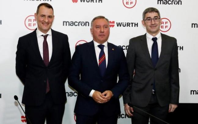 Medina Cantalejo, junto a Clos Gómez y a Undiano Mallenco.