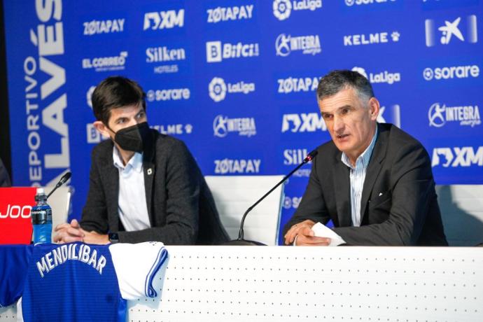 Mendilibar, durante su presentación como técnico del Alavés.